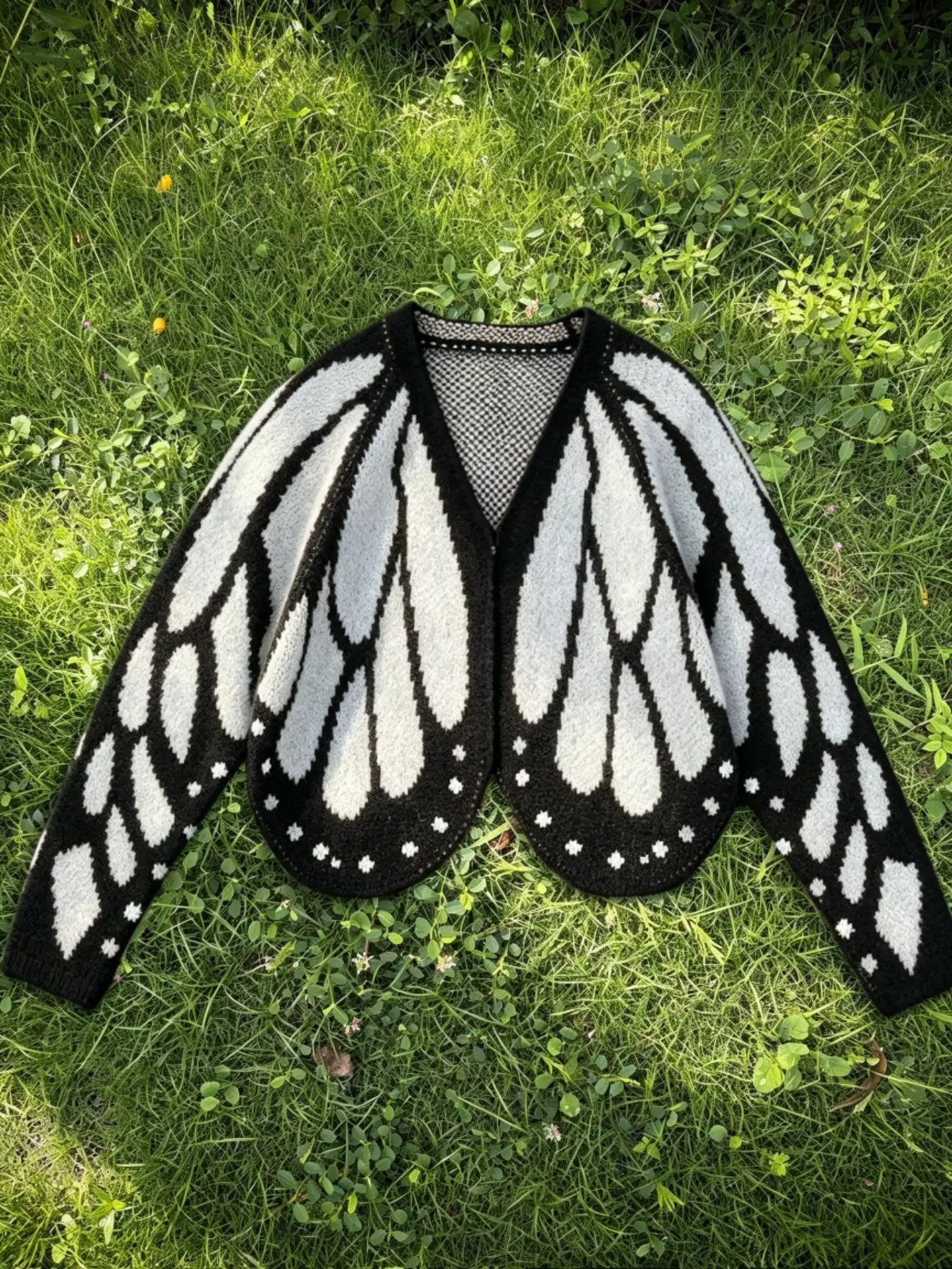 Women's Trendy Butterfly Wings KnitCardigan, Front Open V Neck, Bat Sleeve ShortDesign, Casual Fashion Knitwear Knit Coat forVacation Parties