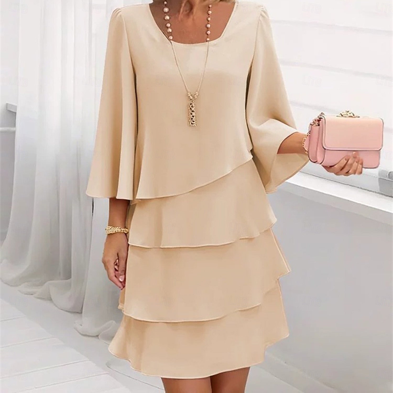 ⏰ LAST DAY SAVE 50%🔥Women's round-neck tiered cake dress, elegant, loose-fitting, and flattering round-neck dress.