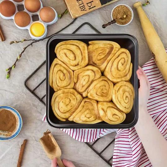 3-Piece Set Of Carbon Steel Non Stick Baking Tray, 3 Size Combinations, Household Square Baking Tray, Durable Baking Tray That Can Touch Food. Used For Making Cakes, Bread, Toast, Pastries, Etc. Multi Functional Baking Tray, Kitchen Baking Supplies