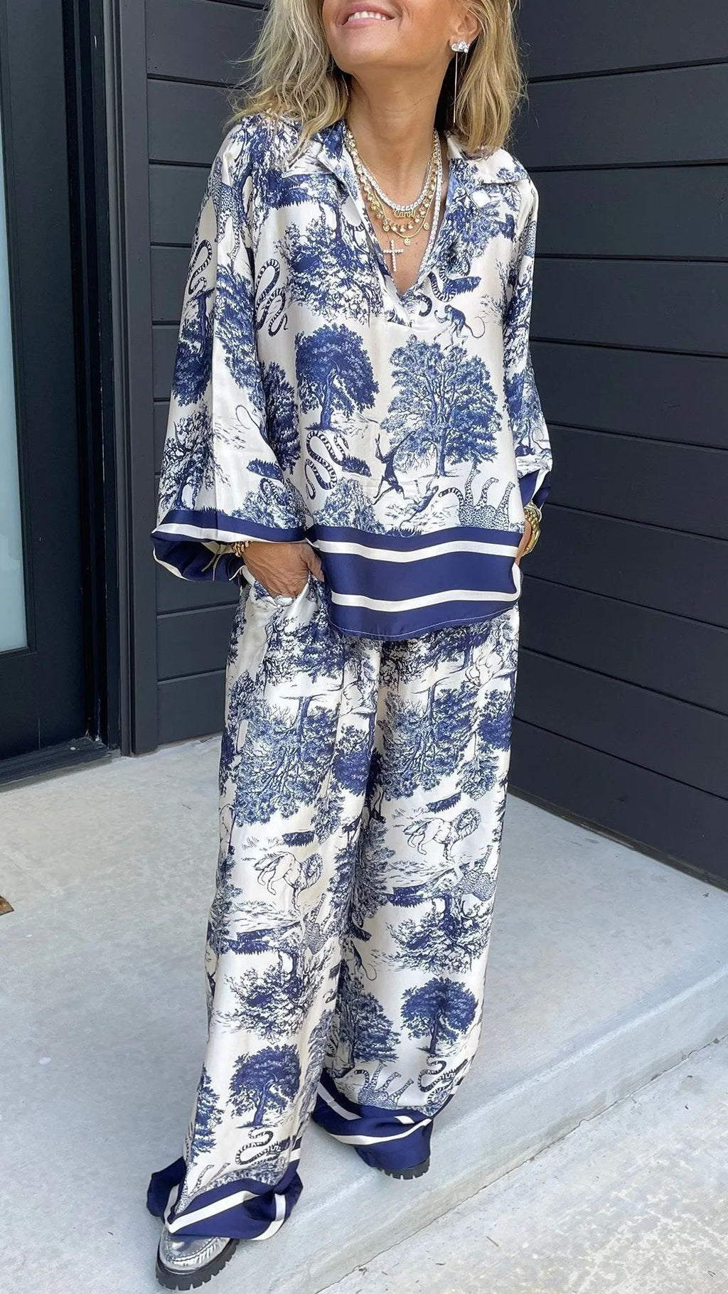 Women's Casual V-Neck Printed Long-Sleeve Two-Piece Set with Pockets