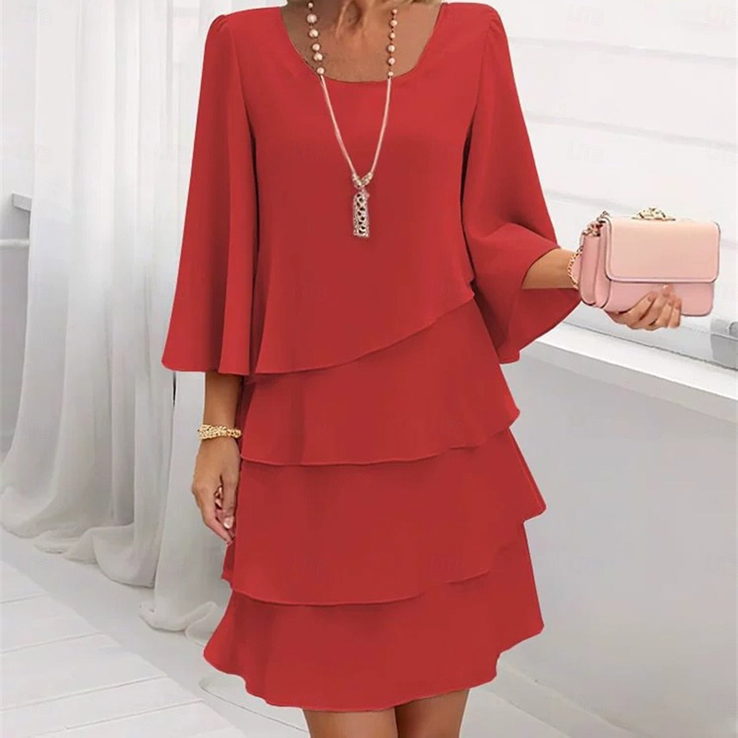 ⏰ LAST DAY SAVE 50%🔥Women's round-neck tiered cake dress, elegant, loose-fitting, and flattering round-neck dress.